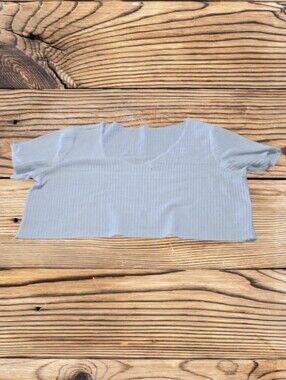 WOMAN'S SHIEN WAFFLE KNIT CROP TOP